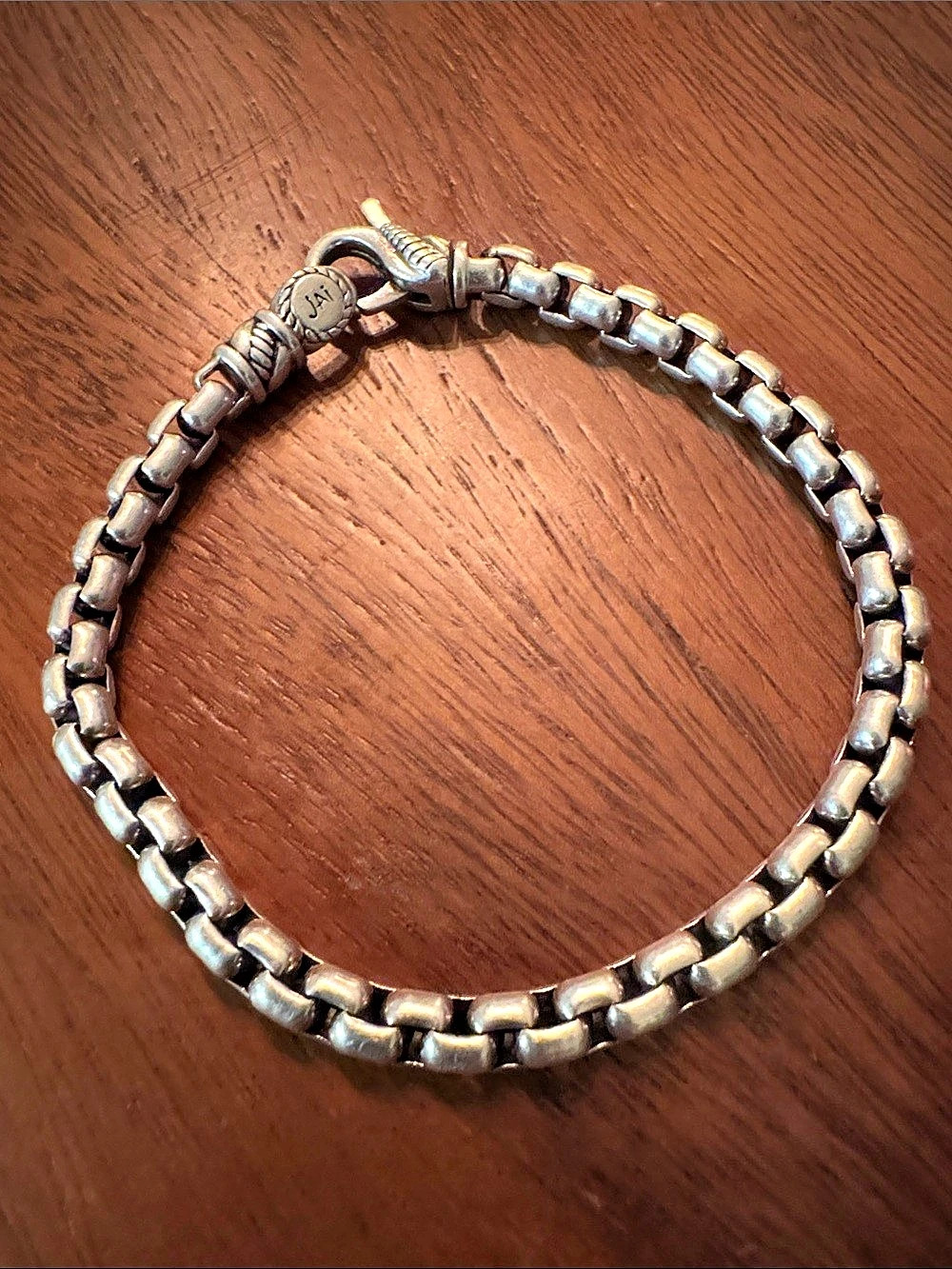 JAI Sterling Silver Rounded Box Chain Bracelet